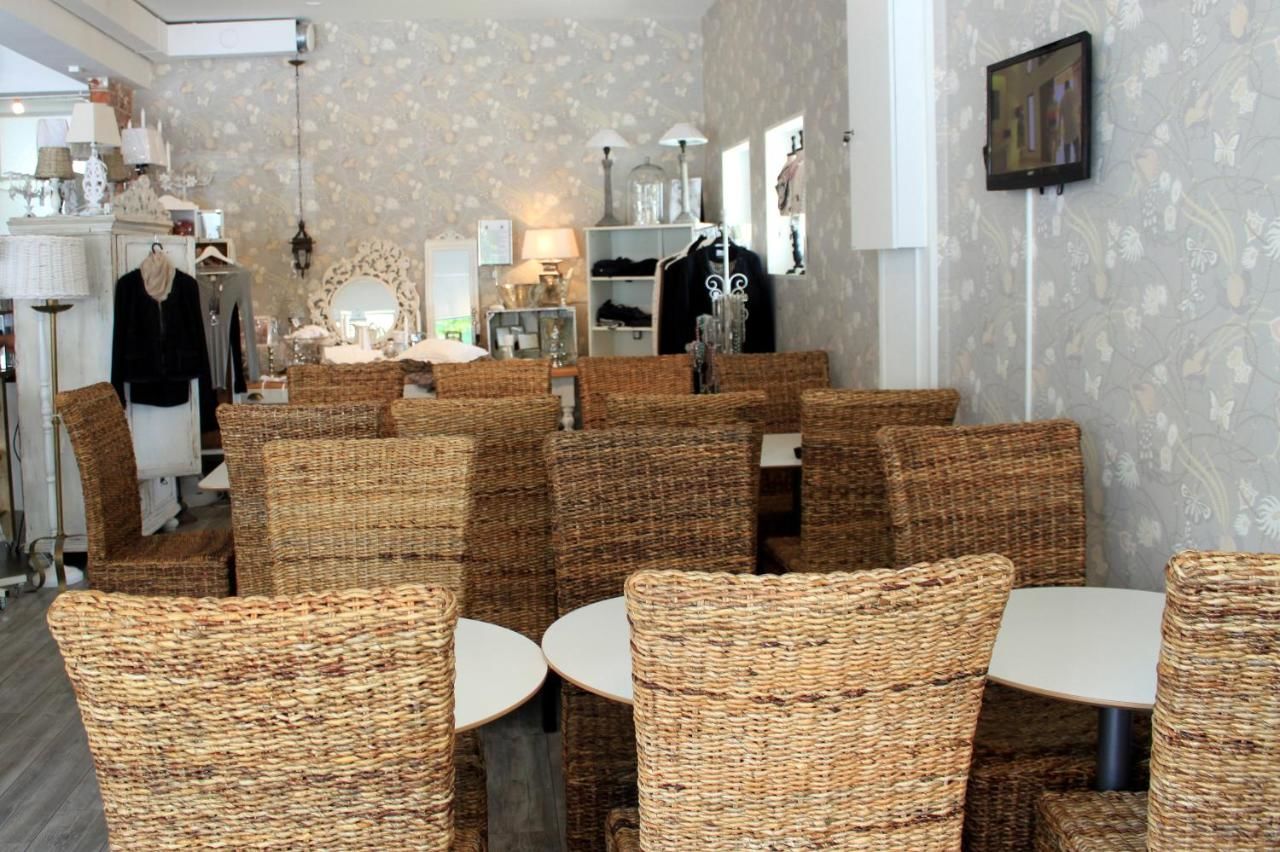 Отель Hotel Alexander Мянття-17