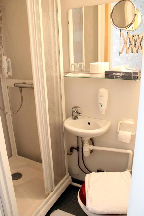 Отель Hotel Alexander Мянття
